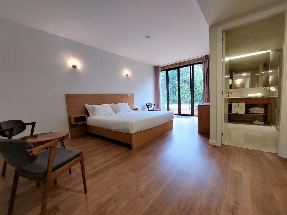 Quinta Da Roda Hotel - Conforto E Tranquilidade No Geres Cela  エクステリア 写真